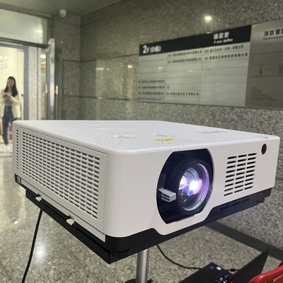 Proiettore pieno del laser del ODM HD 4K 3LCD dell'OEM, proiettore di Home Theater della proiezione da 360 gradi