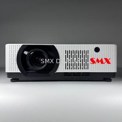 Qualità Proiettore esterno 8200LM 4K ad alta luminosità 3LCD 3D Laser Mapping Projector Fabbrica